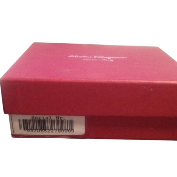 Ferragamo bow-detail Italian-leather wallet Salvatore Ferragamo Crimson Gift Box - Picture 10 of 11